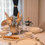 Erato In Odyssey Pool&fitness Resort-parking Mamaia